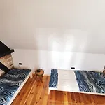 Izby Goscinne Stara Olejarnia Lägenhet *