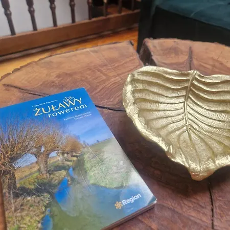 Izby Goscinne Stara Olejarnia Lägenhet