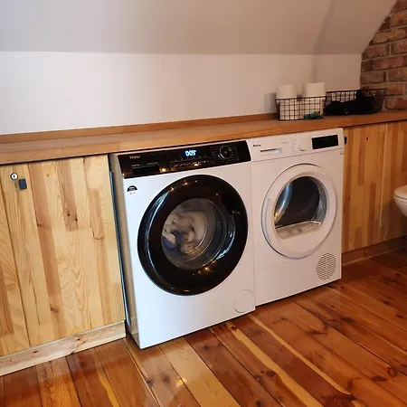 Izby Goscinne Stara Olejarnia Apartment *
